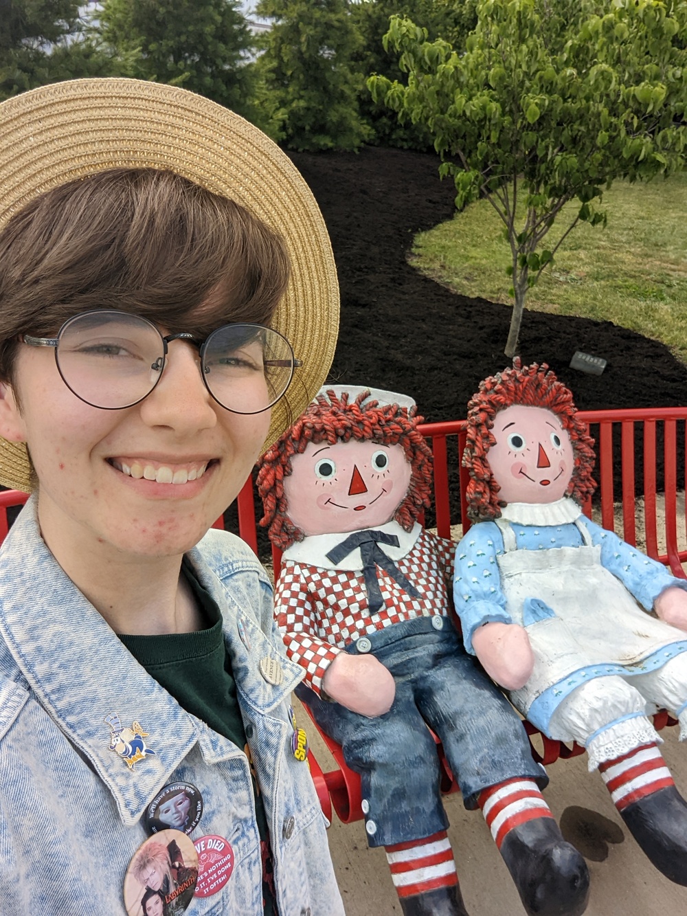 This is a placeholder image with a number four.